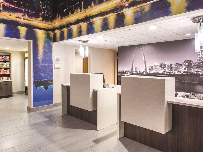 La Quinta Inn & Suites by Wyndham Festus - St. Louis Southの写真