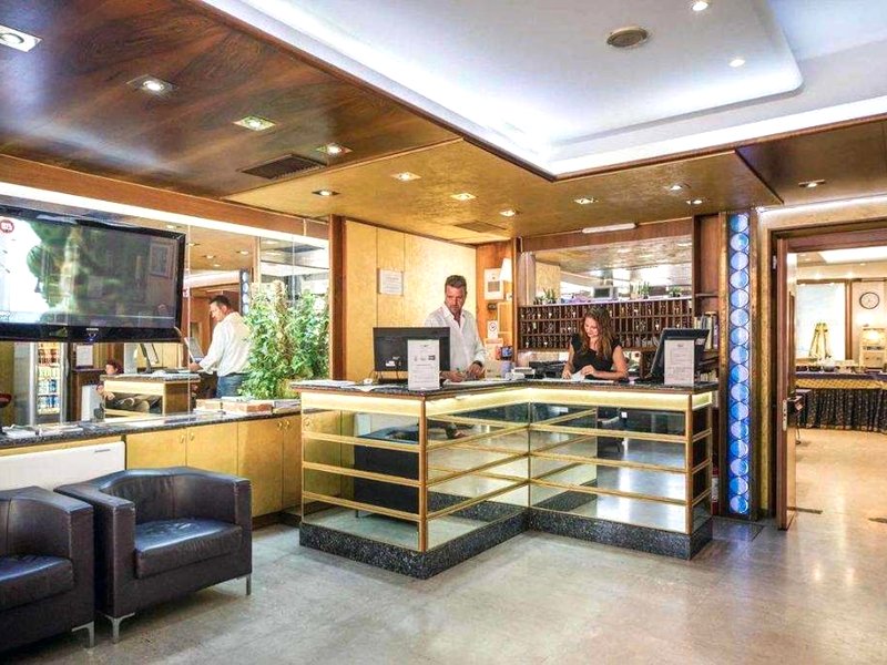 チェントラーレ ホテル (Centrale Hotel)の写真