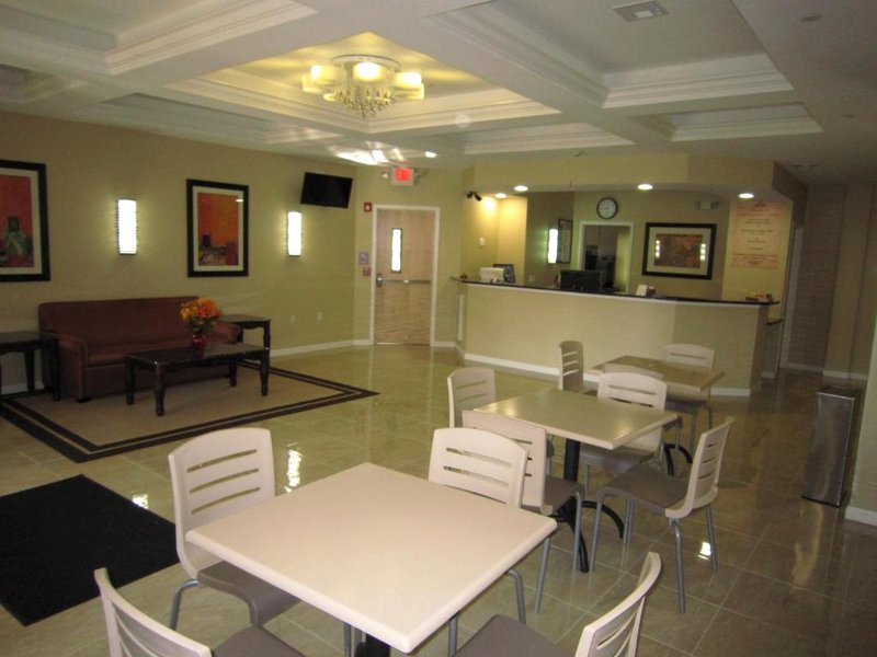 Red Carpet Inn and Suites Monmouth JCTの写真