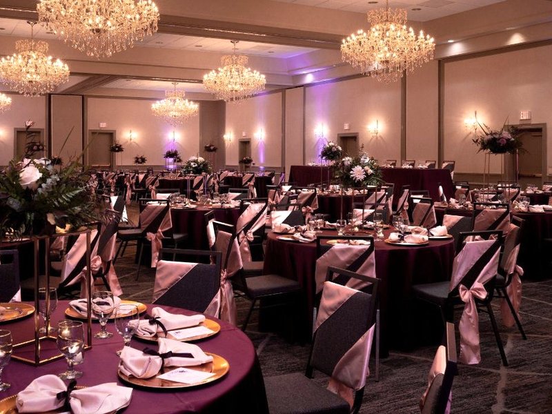 フォー ポインツ バイ シェラトン ミルウォーキー ノース ショアー (Four Points by Sheraton Milwaukee North Shore)の写真