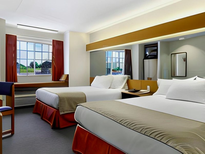 Quality Inn & Suites Grove City-Outlet Mallの写真