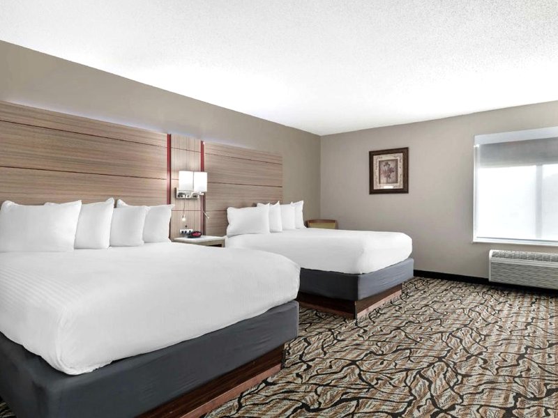 Best Western Plus Albert Lea I-90 I-35 Hotelの写真