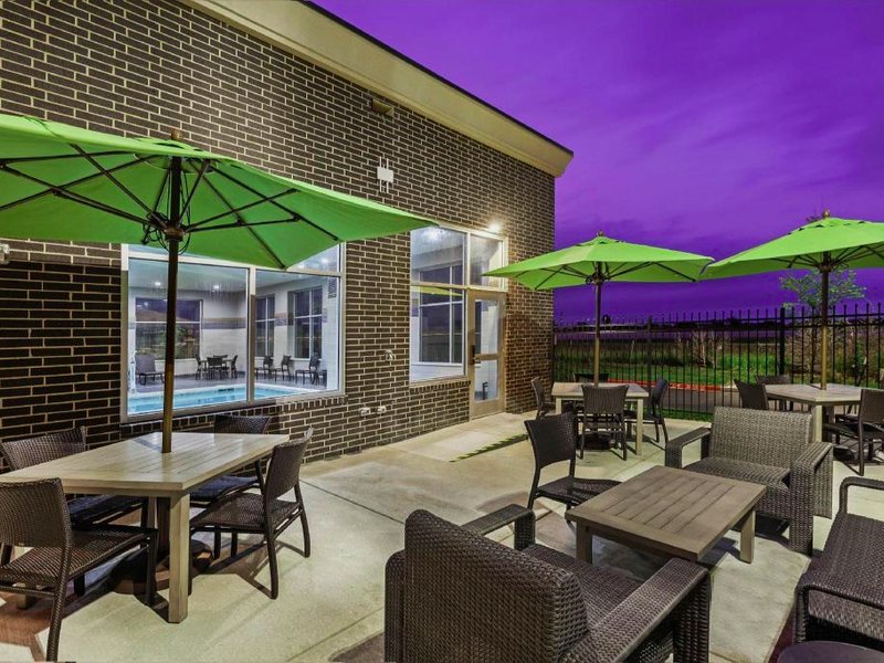 Hampton Inn by Hilton Gardner Conference Centerの写真