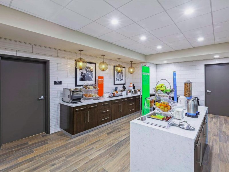 Hampton Inn by Hilton Gardner Conference Centerの写真
