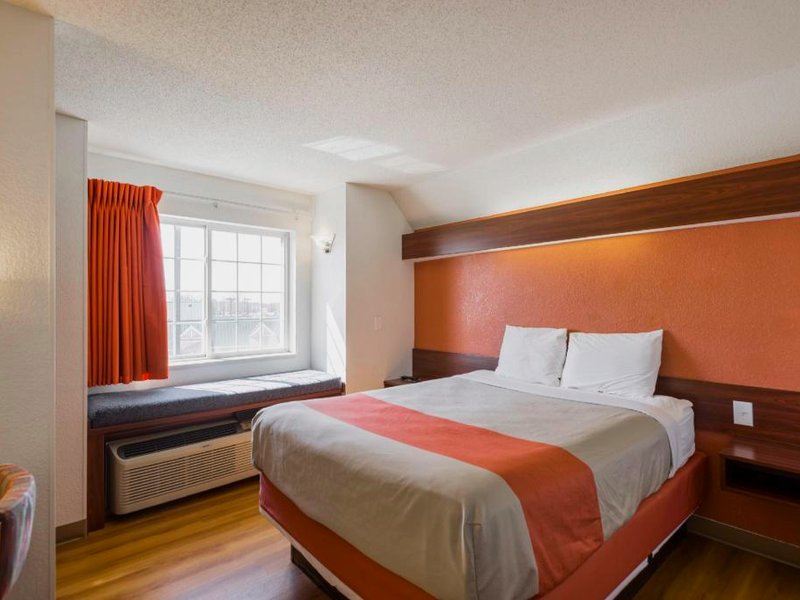Motel 6 Olathe, KSの写真