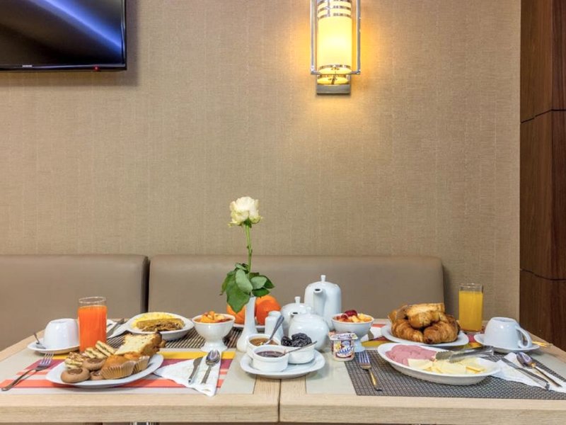 TADJ EL MAOUADAの写真