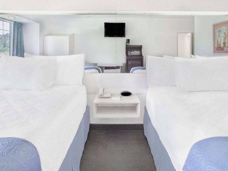 マイクロテル イン&スイーツ バイ ウィンダム ブロークン ボウ (Microtel Inn & Suites by Wyndham Broken Bow)の写真