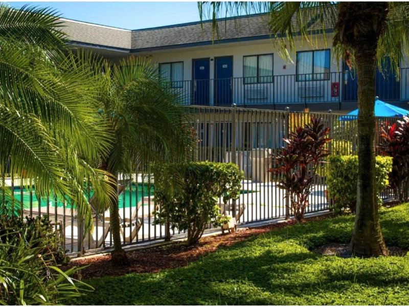 Motel 6 Lantana/West Palm Beach, FLの写真
