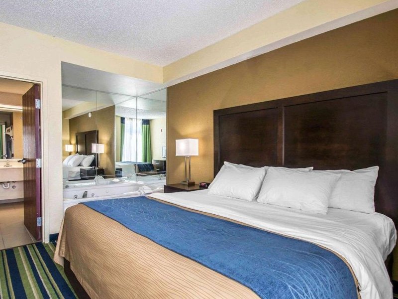 Comfort Inn & Suites Lantana - West Palm Beach Southの写真