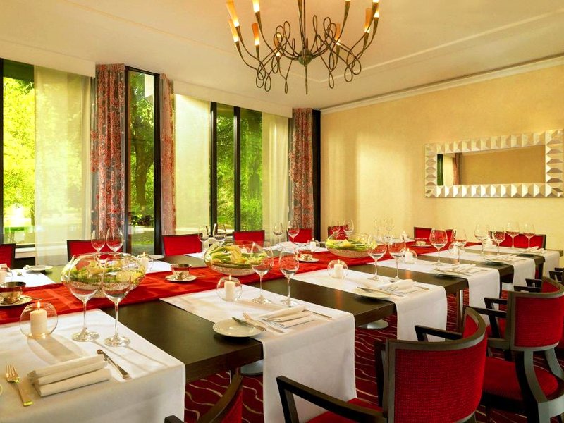 シェラトン エッセン ホテル (Sheraton Essen Hotel)の写真