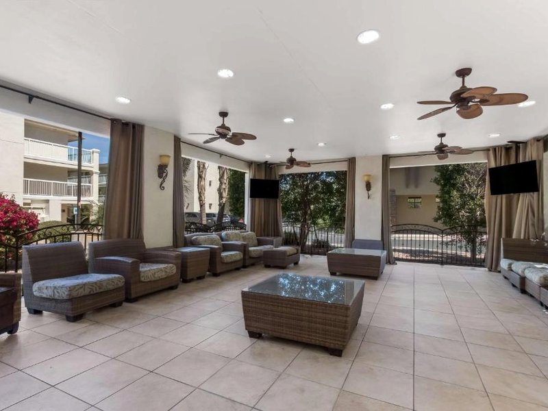 シュアステイ プラス ホテル バイ ベストウェスタン テンピ ユニバーシティ (SureStay Plus Hotel by Best Western Tempe University)の写真