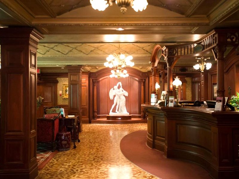 プリンス オブ ウェールズ (Prince of Wales)の写真