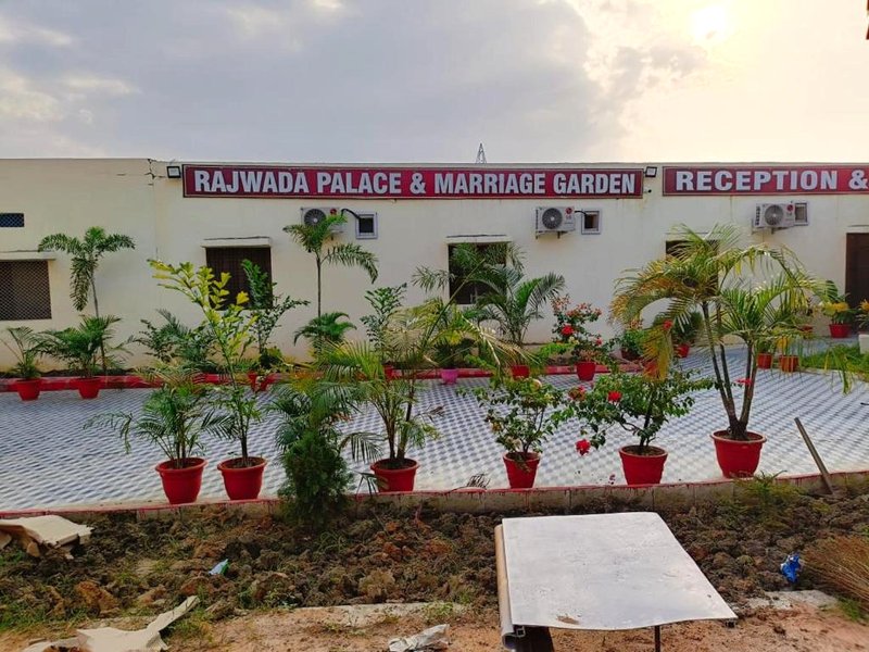 OYO Rajwada Palace And Marriage Gardenの写真