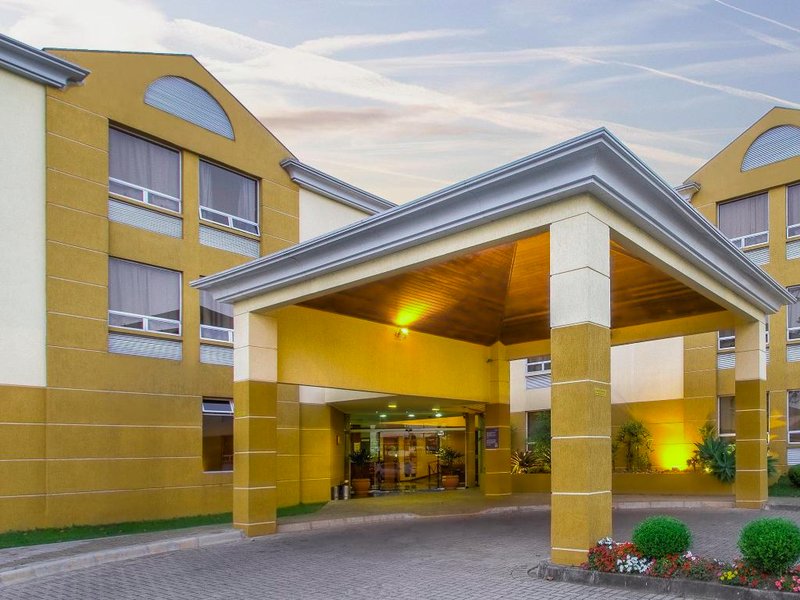 メルキュール クリチバ エアロポルト ホテル (Mercure Curitiba Aeroporto Hotel)の写真