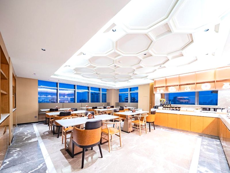 Vienna International Hotel Zigong Huashang International Cityの写真
