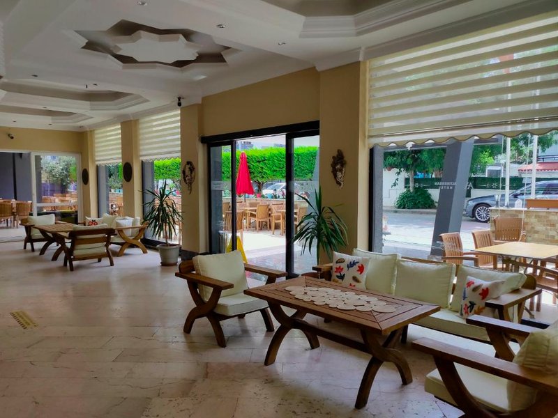 アルティネイザン ホテル アルティンクム (Altinersan Hotel Altinkum)の写真
