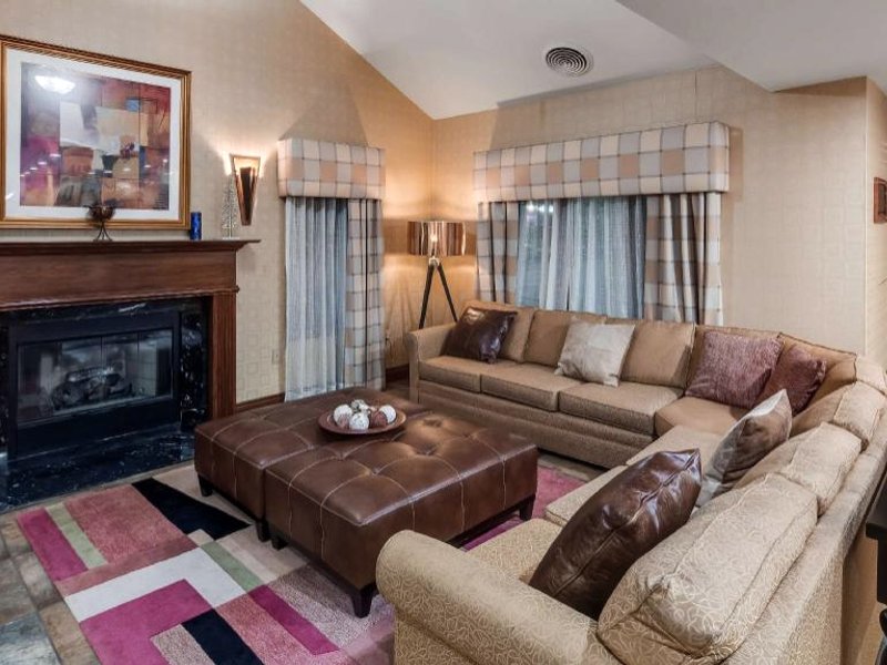 ベストウェスタン ラピア イン (Best Western Lapeer Inn)の写真