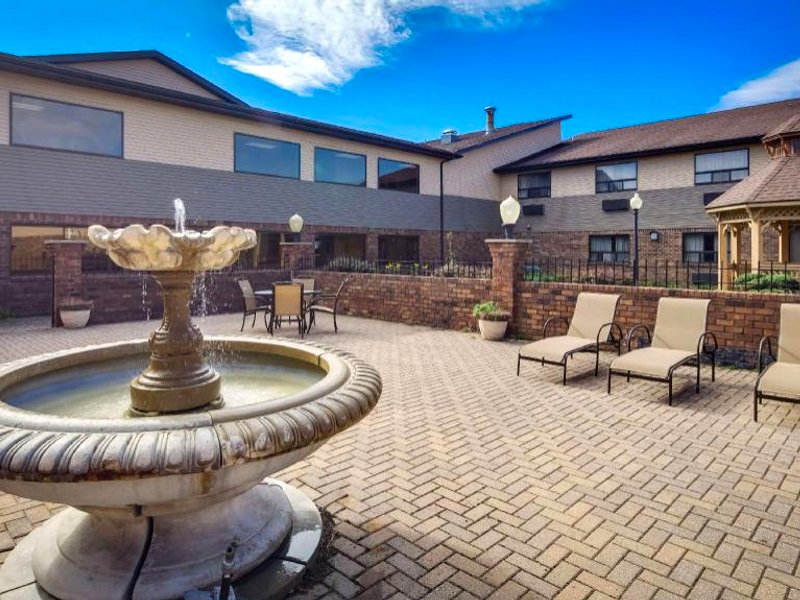 ベストウェスタン ラピア イン (Best Western Lapeer Inn)の写真