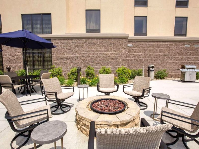 Hampton Inn & Suites Pittsburgh/Harmarvilleの写真