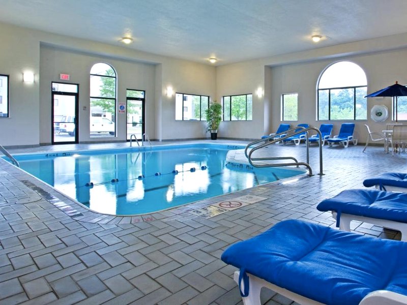 Holiday Inn Express Hotel Pittsburgh-North/Harmarville By IHGの写真