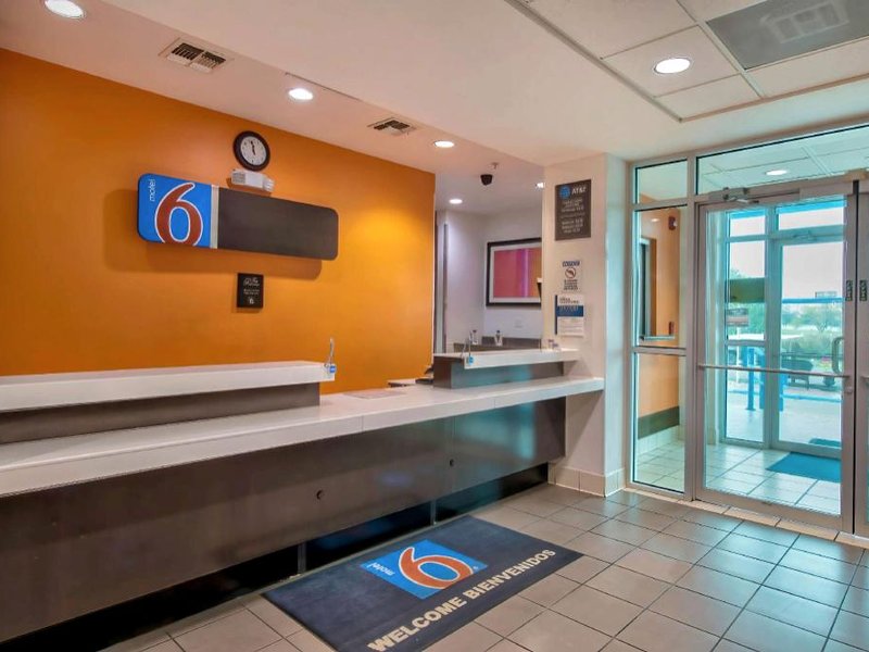 Motel 6 Eagle Pass, TX - Lakesideの写真