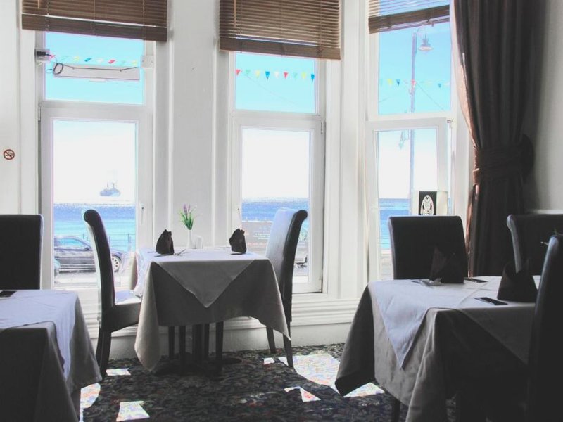 Caledonia Hotelの写真