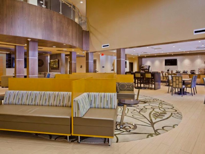 ベストウェスタン プラス フランシスカン スクエア イン&スイーツ ステューベンビル (Best Western Plus Franciscan Square Inn & Suites - Steubenville)の写真