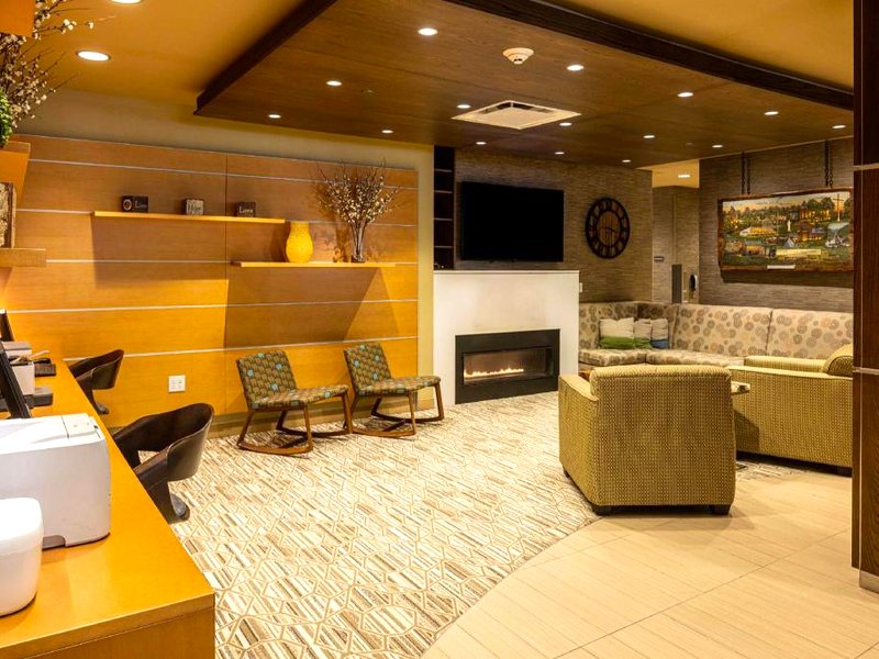 ベストウェスタン プラス フランシスカン スクエア イン&スイーツ ステューベンビル (Best Western Plus Franciscan Square Inn & Suites - Steubenville)の写真