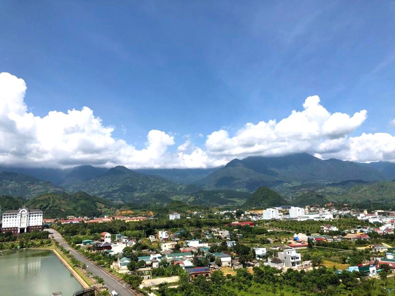 ホアン ナム ラグジュアリー ホテル (Hoang Nham Luxury Hotel)の写真