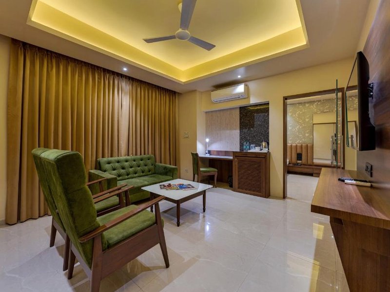 HOTEL PRATHAMの写真