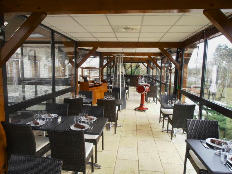 Logis Hotel Restaurant La Vieille Ferme, Macon Nordの写真