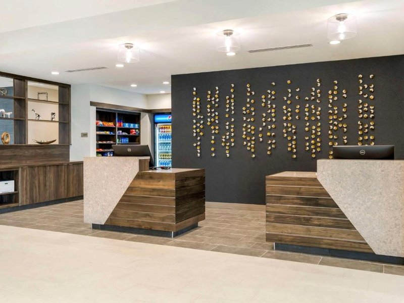 Best Western Plus Winter Haven Inn & Suites の写真