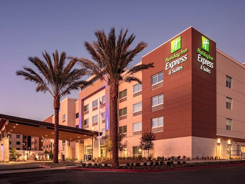 ホリデイ イン エクスプレス アンド スイーツ モレノ バレー リバーサイド バイ IHG (Holiday Inn Express And Suites Moreno Valley - Riverside By IHG)の写真