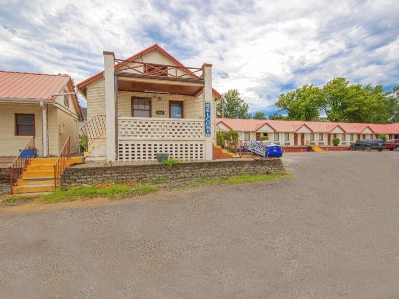 Sunflower Motel Hiawatha By OYOの写真
