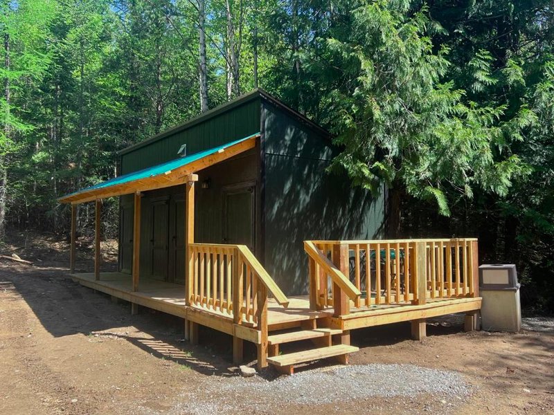 Cozy Modern Cabin in the Forestの写真