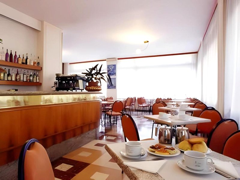 B&B HOTEL Riviera Celle Ligureの写真