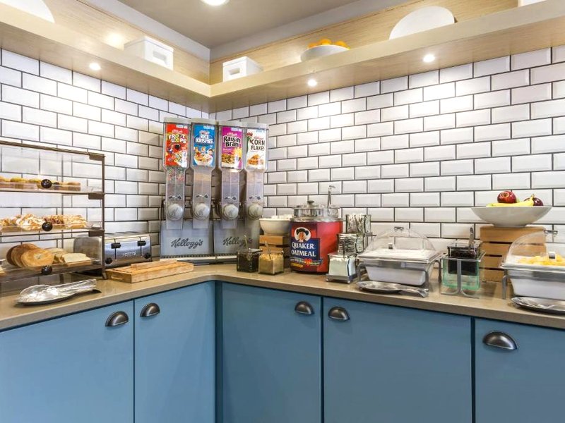 カントリー イン&スイーツ バイ ラディソン  ウォーソー (Country Inn & Suites by Radisson, Wausau, WI)の写真