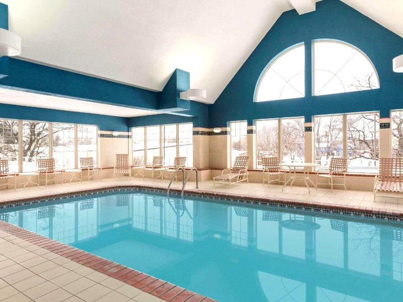 カントリー イン&スイーツ バイ ラディソン  ウォーソー (Country Inn & Suites by Radisson, Wausau, WI)の写真