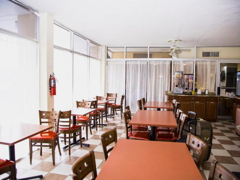 デイズ イン バイ ウィンダム アレクサンドリア サウス (Days Inn by Wyndham Alexandria South)の写真