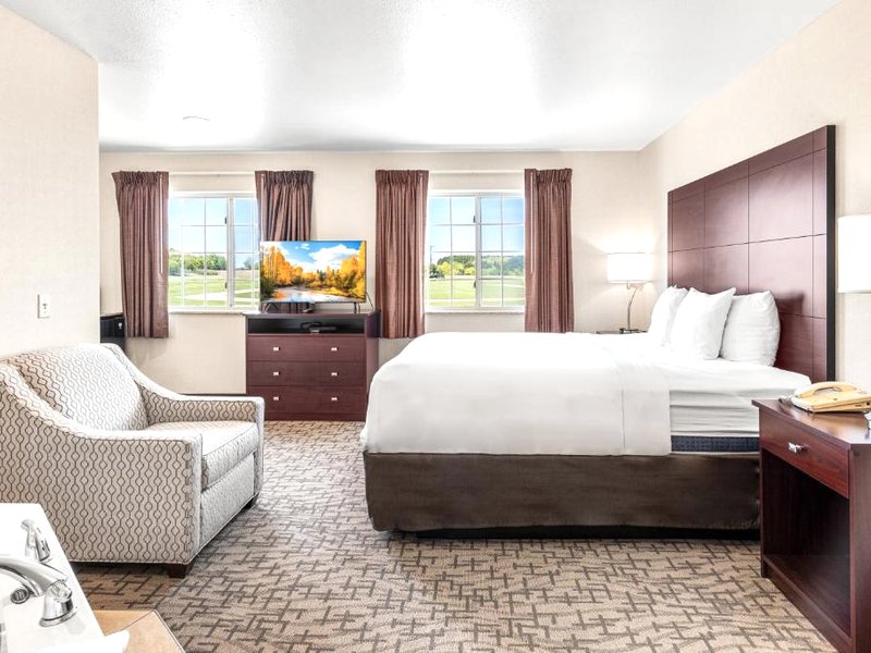 ボーダーズ イン & スイーツ バイ コブルストーン ホテルズ - シャワノ (Boarders Inn & Suites by Cobblestone Hotels - Shawano)の写真