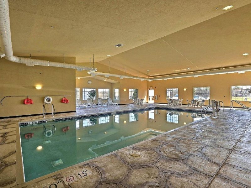 ボーダーズ イン & スイーツ バイ コブルストーン ホテルズ - シャワノ (Boarders Inn & Suites by Cobblestone Hotels - Shawano)の写真