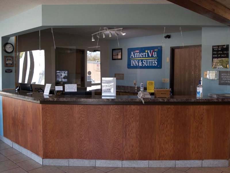 AmeriVu Inn and Suites Shawano WIの写真