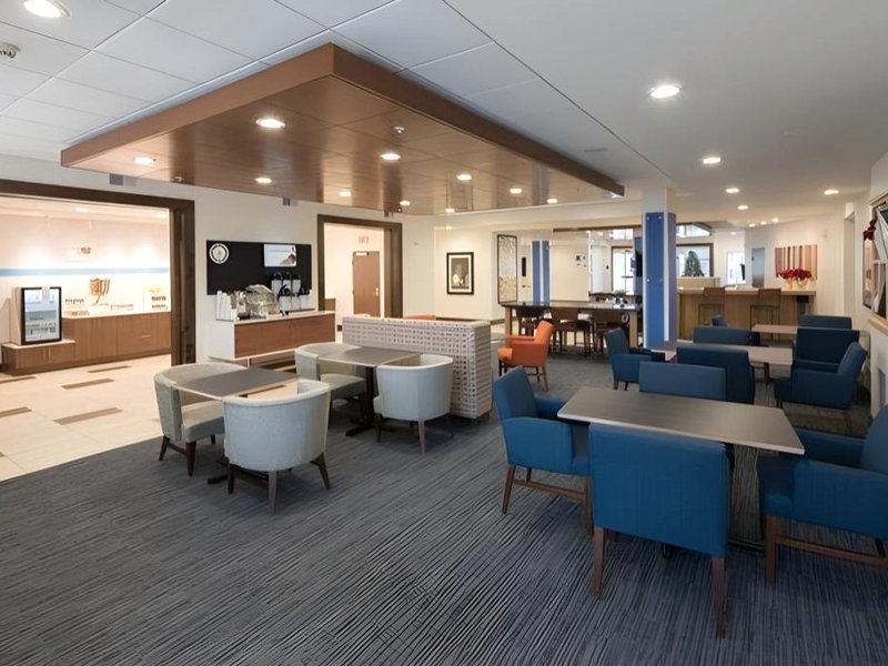 Holiday Inn Express Rochester Hills By IHGの写真