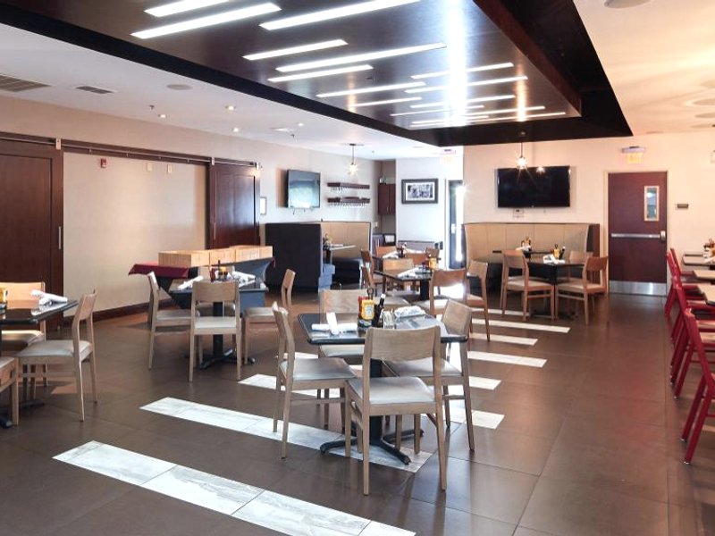 Holiday Inn Hotel & Suites Stockbridge-Atlanta I-75 By IHGの写真