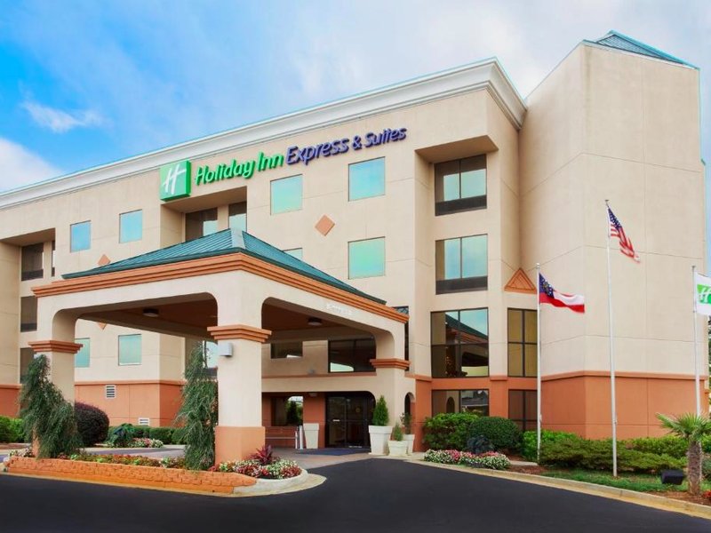 Holiday Inn Express Hotel & Suites Lawrenceville By IHGの写真