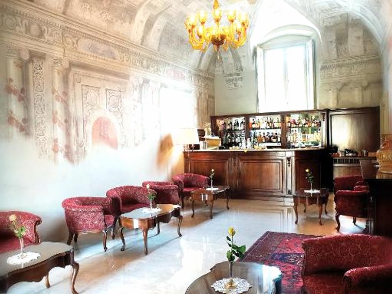 ヴィラ フェナローリ パレス ホテル (Villa Fenaroli Palace Hotel)の写真