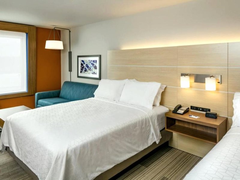 ホリデイ イン エクスプレス アンド スイーツ メドフォード バイ IHG (Holiday Inn Express and Suites Medford By IHG)の写真