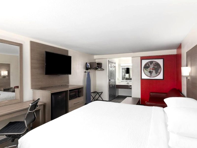 ラマダ バイ ウィンダム メドフォード エアポート ノース (Ramada by Wyndham Medford Airport North)の写真