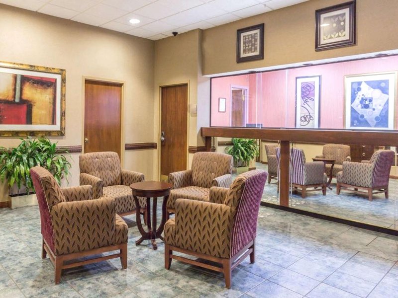デイズ イン バイ ウィンダム キャンプ スプリングス アンドリュース AFB (Days Inn by Wyndham Camp Springs Andrews AFB)の写真