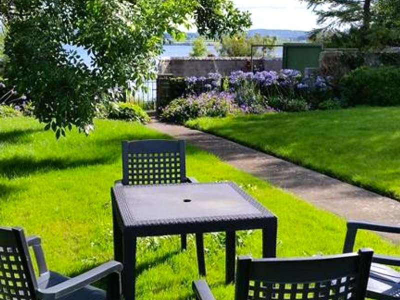 Lakeside Loughreaの写真